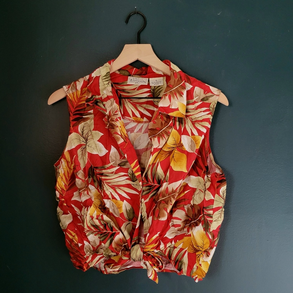Hawaiian Sleeveless Tie-Up Button Up Crop